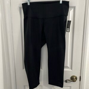 NWT Old Navy High Rise Crop Leggings Size XL